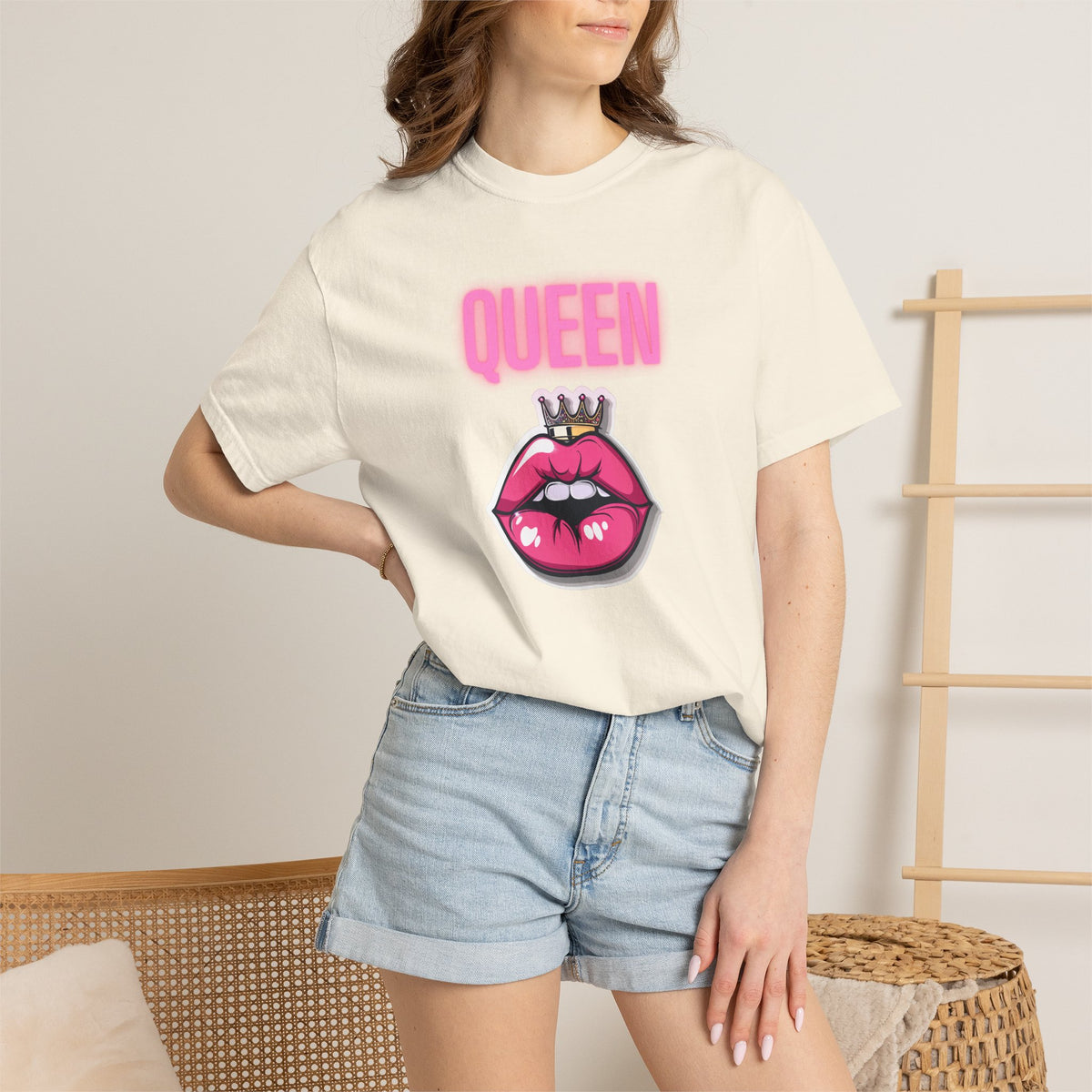 Queen Lip Graphic T-Shirt — Feminine Crowned Lips Tee