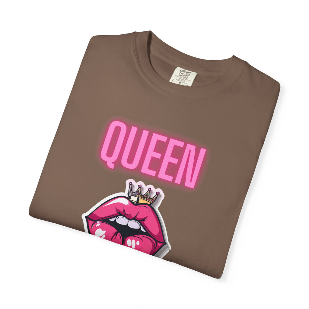 Queen Lip Graphic T-Shirt — Feminine Crowned Lips Tee