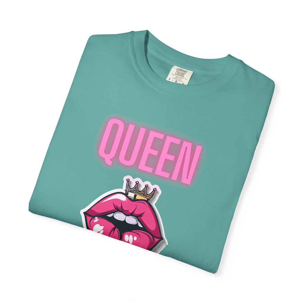 Queen Lip Graphic T-Shirt — Feminine Crowned Lips Tee