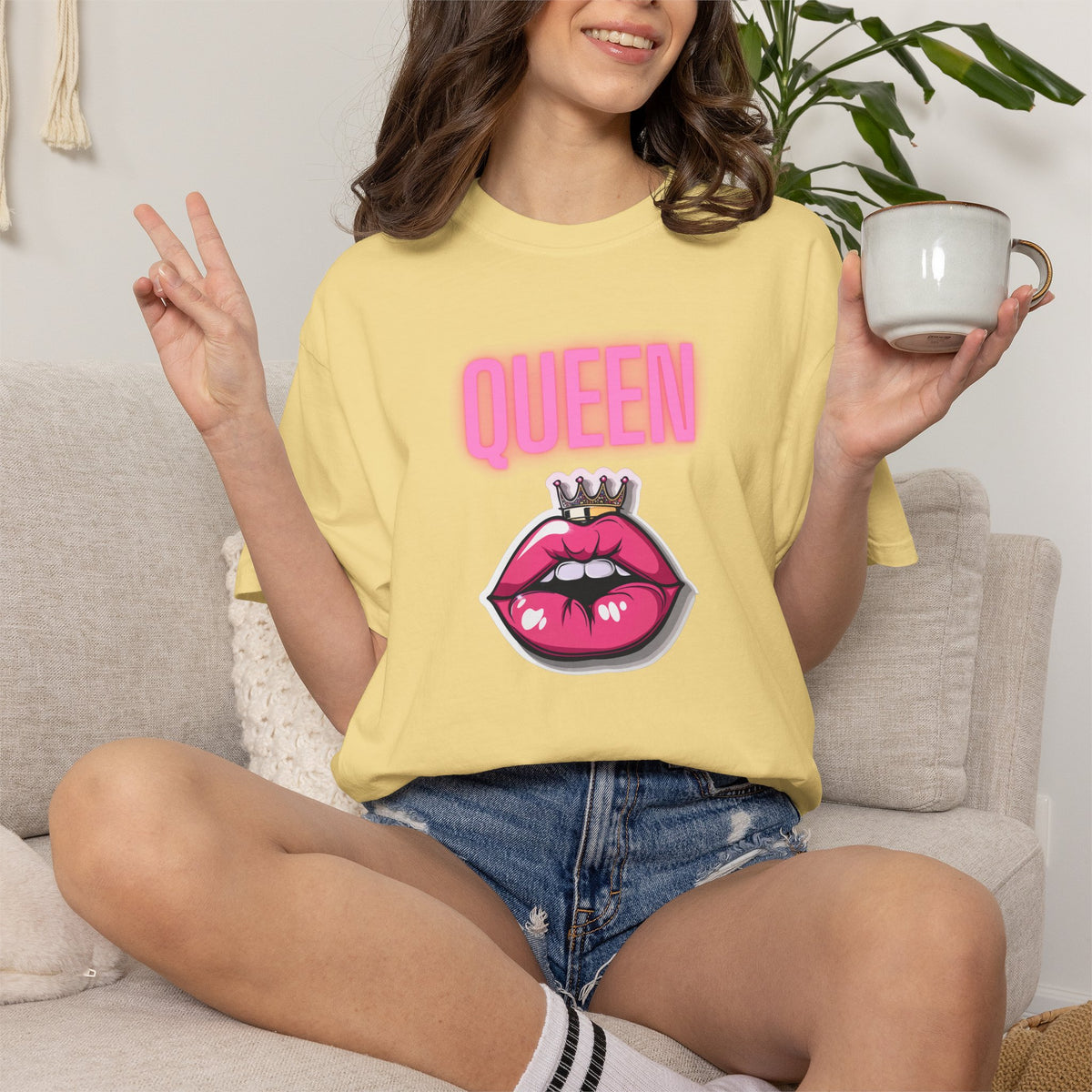 Queen Lip Graphic T-Shirt — Feminine Crowned Lips Tee