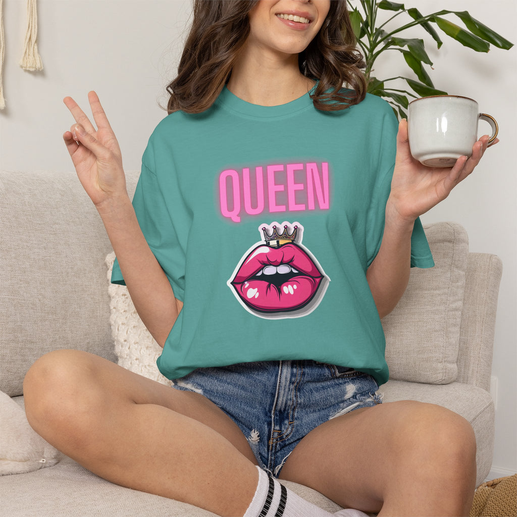 Queen Lip Graphic T-Shirt — Feminine Crowned Lips Tee